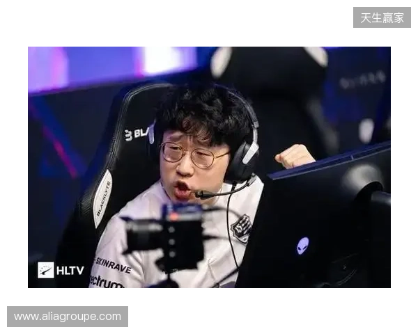 蒙哥马利谈张稀哲:我记得他当时踢我很狠,我也原谅了 蒙哥马利谈张稀哲:我记得他当时踢我很狠,我也原谅了