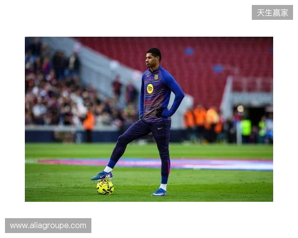 曼晚:卖拉师傅奥纳纳霍伊伦,曼联有望收获1亿镑的夏窗资金 曼晚:卖拉师傅奥纳纳霍伊伦,曼联有望收获1亿镑的夏窗资金