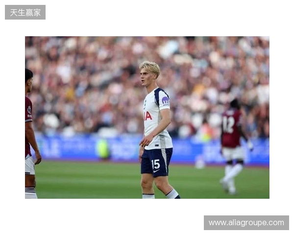 TA：切尔西、维拉冬窗问价遭拒，热刺拒放贝里瓦尔离队