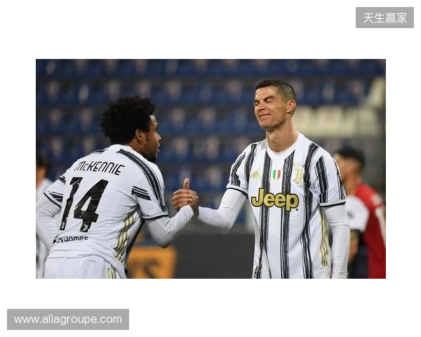 天秀!绍尔后场启动人球分过连过3人+不看人传球,贝维斯打门被扑